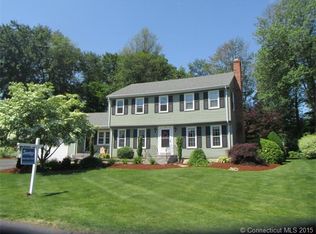21 Crabapple Rd, Windsor, CT 06095