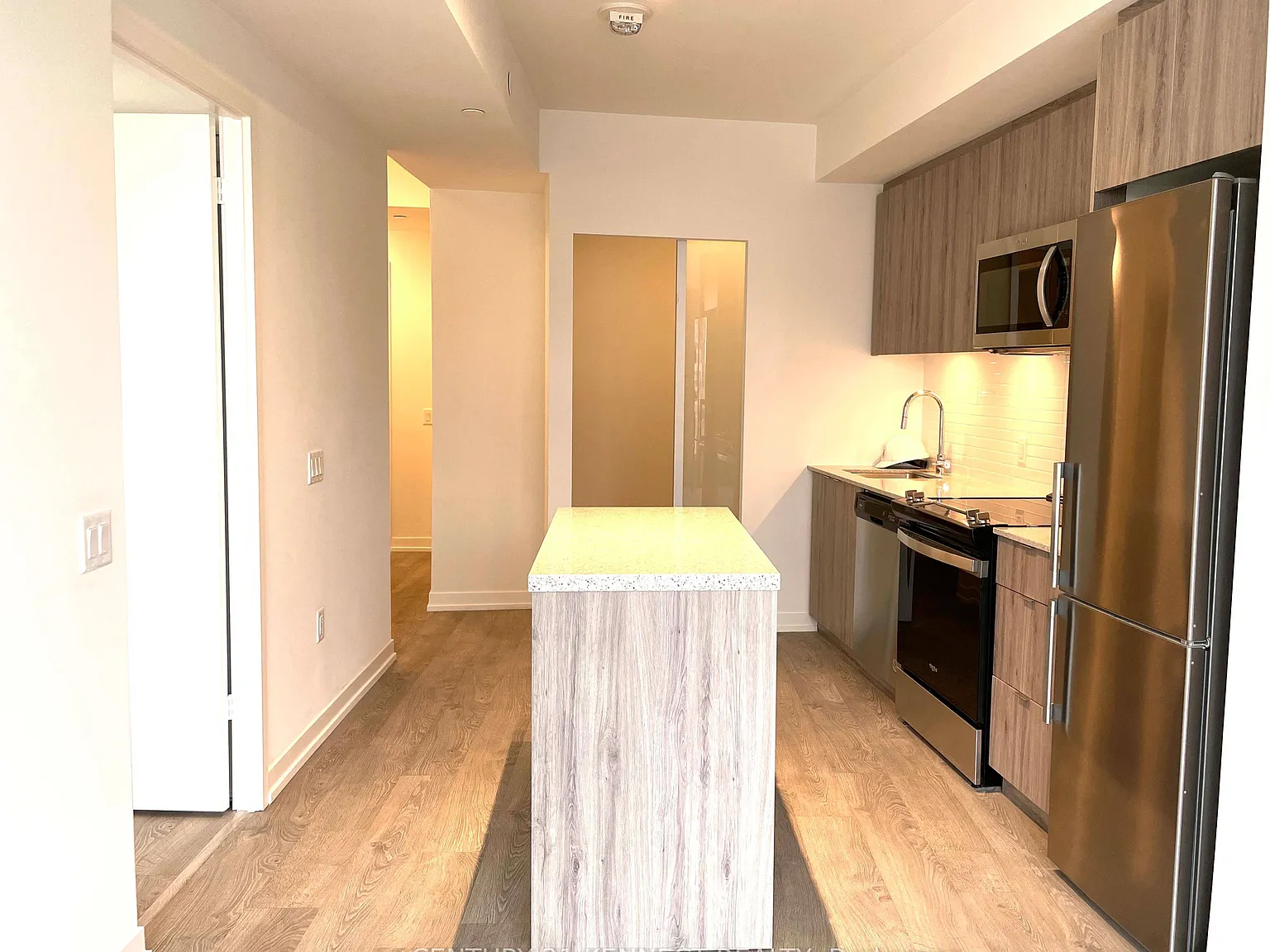 2 bed, $2,500 — Photo 3