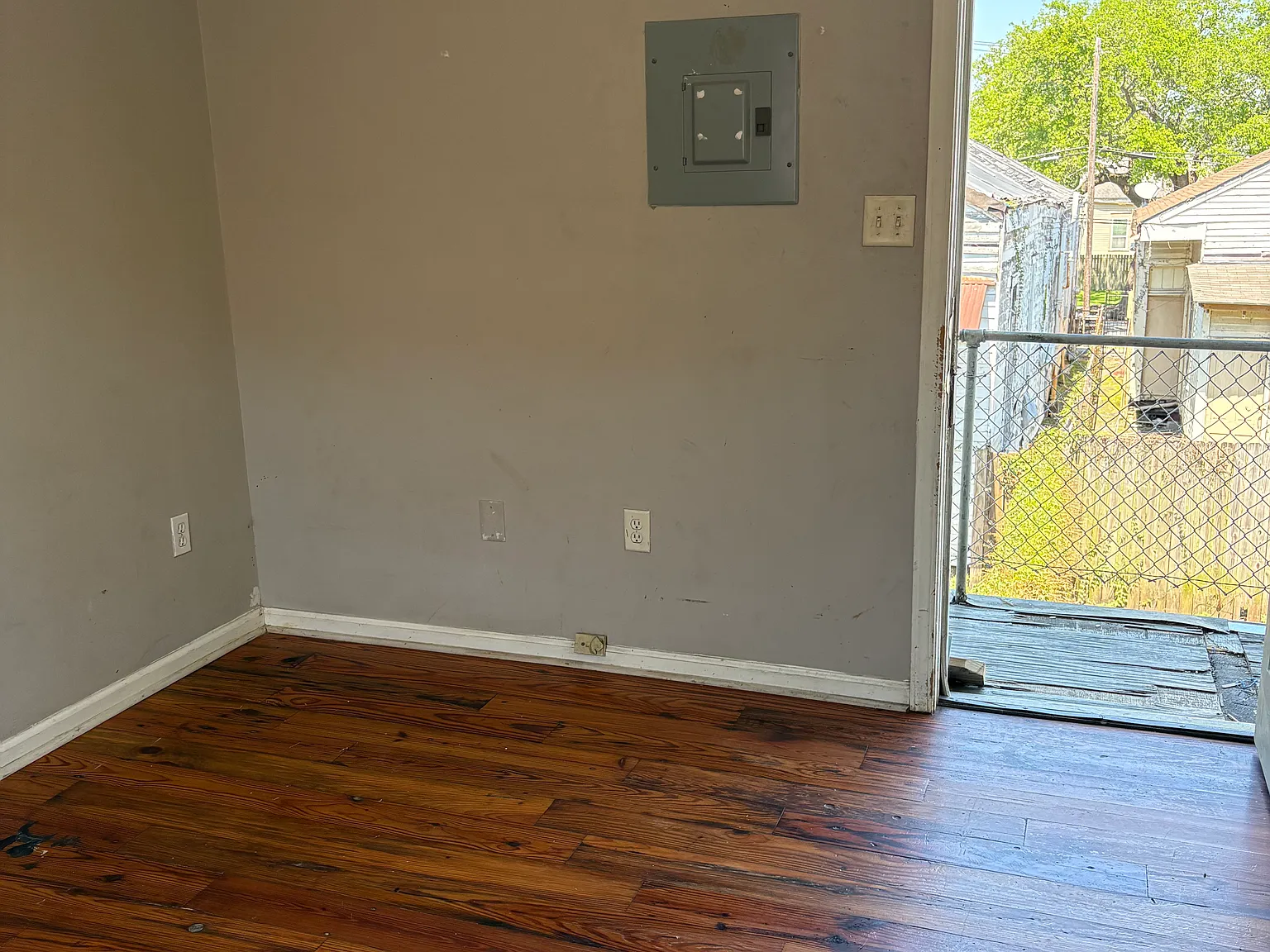 Studio, 450 sqft, $850 — Photo 3