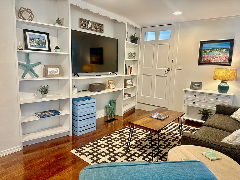 27 Underwood Rd #A — Photo 11