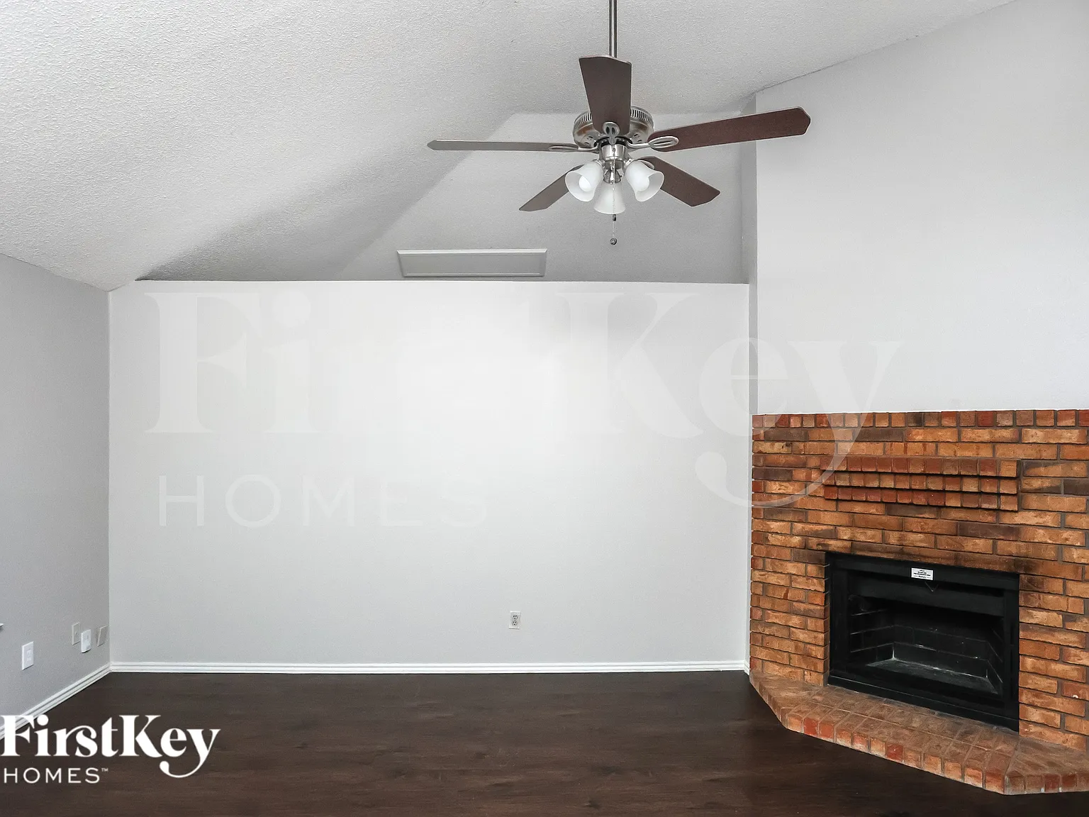 3 bed, 2.0 bath, 1502 sqft, $2,175 — Photo 4