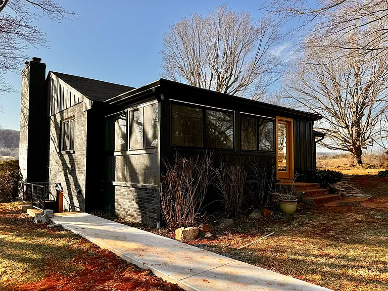 3901 Thomas Dairy Ln — Photo 2