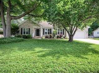 616 Royal Grant Dr, Chesapeake, VA 23322