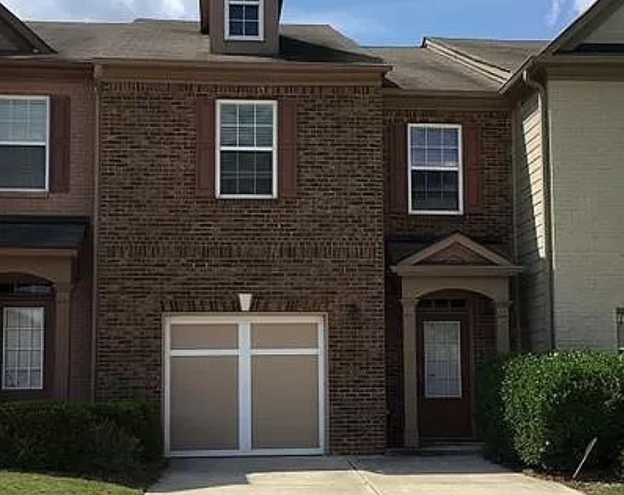 1st image of 5284 Sherwood Way