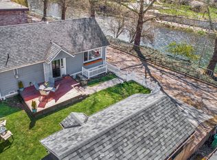 918 N Riverside Dr, Renton, WA 98057