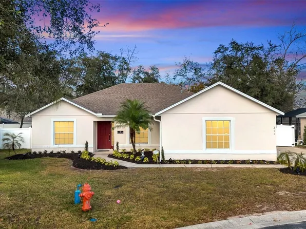 311 Paradise Woods Pl, Davenport, FL 33896