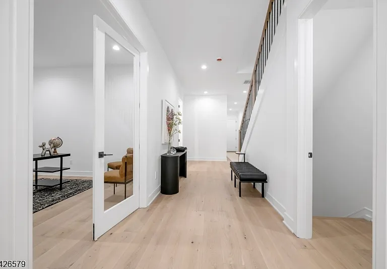 27 Feldman Ct — Photo 13