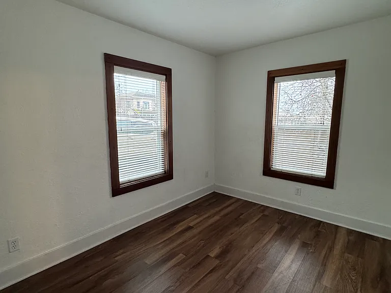 903 Locust St #A — Photo 9