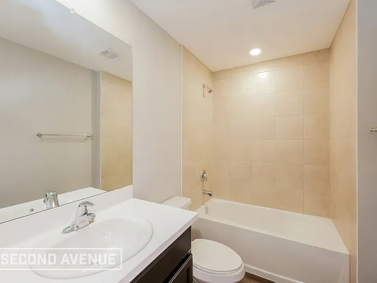 17124 Johns Ave — Photo 15