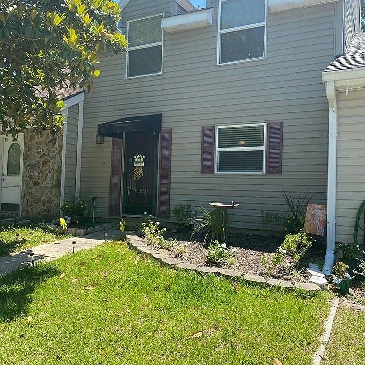 1st image of 965 Coachlight Ln