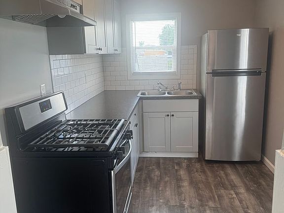 4th image of 1321 Lakeview Dr #B