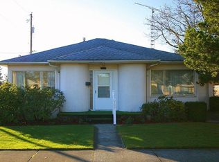 309 9th St, Lynden, WA 98264