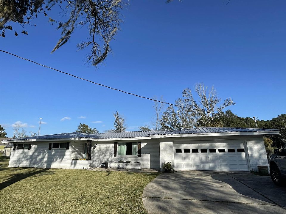 1st image of 306 Rose Ln