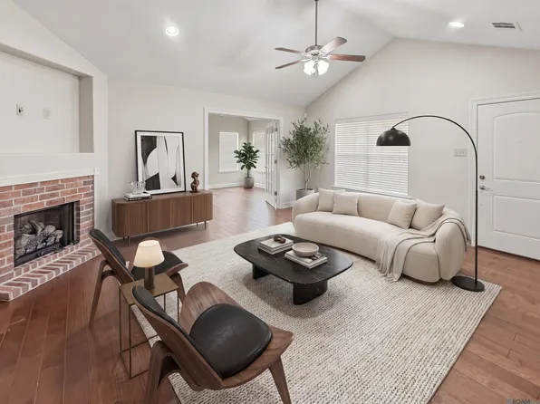 7111 Village Charmant Dr Unit 94, Baton Rouge, LA 70809