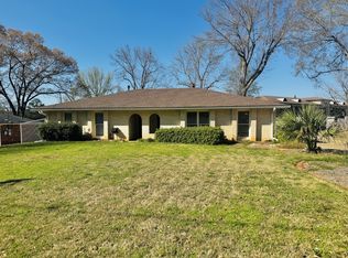 1425 Pine Ridge Rd, Montgomery, AL 36109