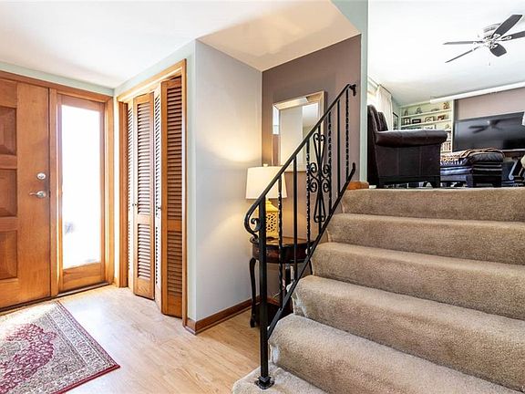 3rd image of 51 Bernhardt Dr