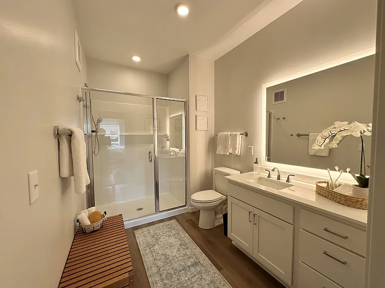 The Eloise Apartments — Photo 77