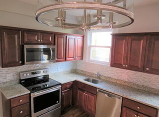 629 Highland Ave APT 1, Fall River, MA 02720