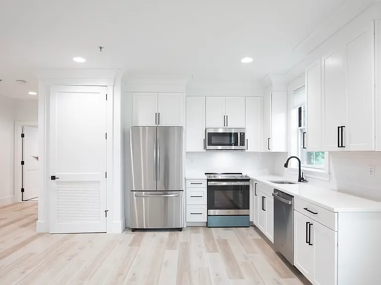 The Lofts at Maple & Main — Photo 15
