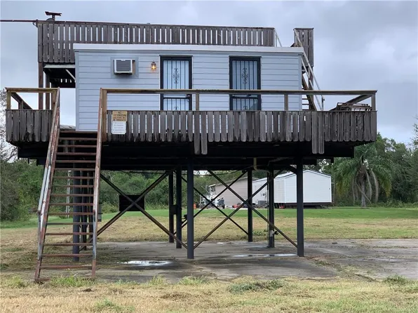 194 Triumph Pump Rd, Buras, LA 70041