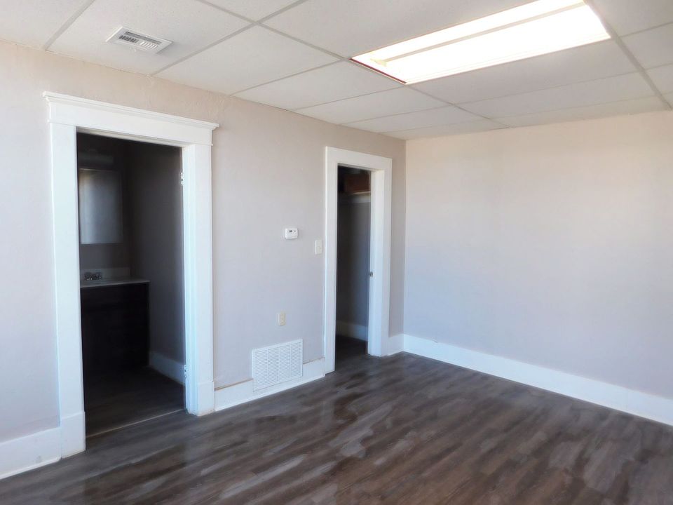 State Street Apartments 106 W 6th Ave Augusta KS Zillow