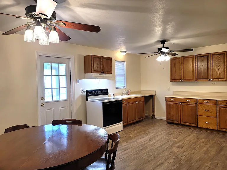 4362 W Midway Rd — Photo 13