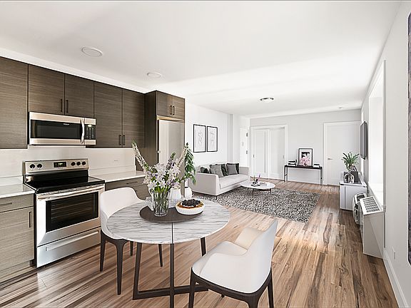 4th image of 939 Woodycrest Ave #524