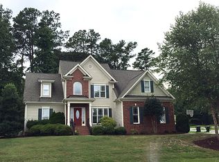 6125 Spicewood Dr, Fuquay Varina, NC 27526