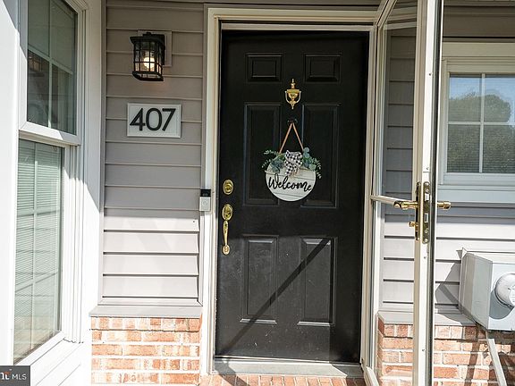 5th image of 407 Hartford Sq #50