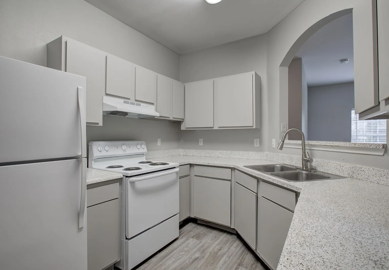 Tatum Townhomes and Apartment — Photo 1