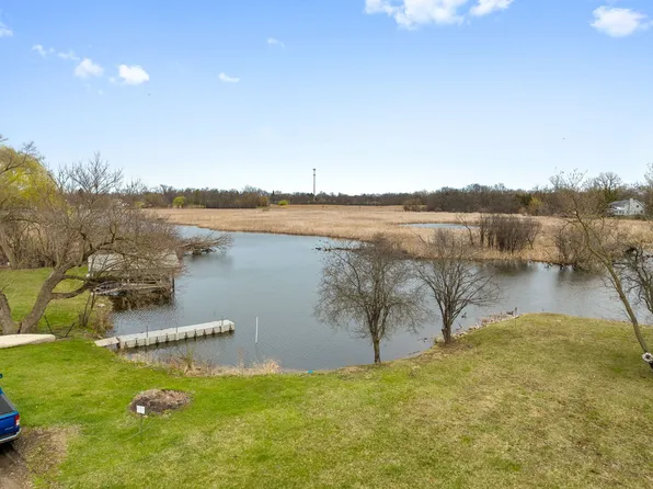 218 Mastodon Dr, Ingleside, IL 60041