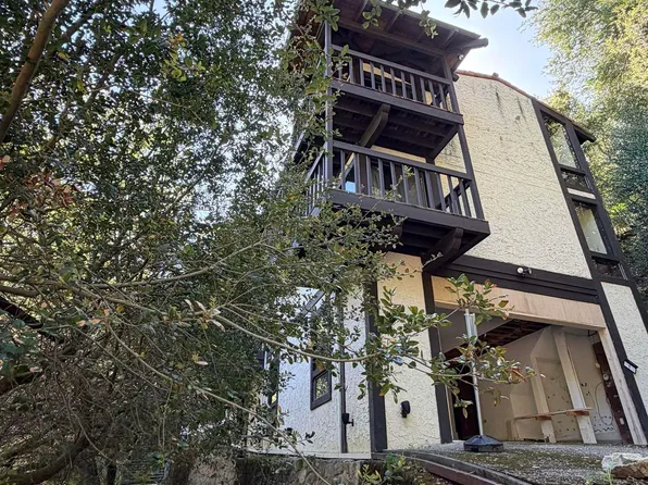 90 Devin Dr, Moraga, CA 94556