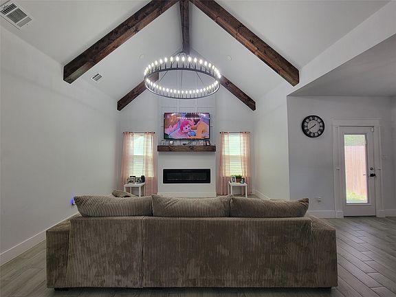 4th image of 3207 NW 30th St