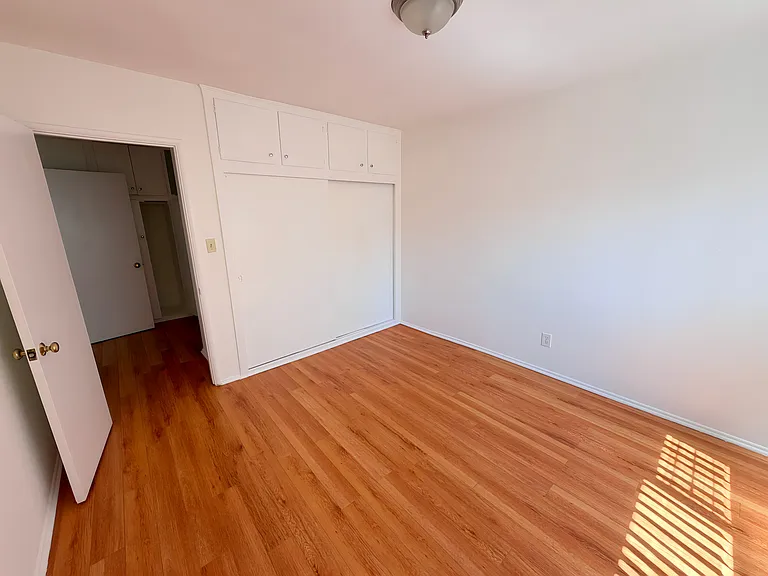 262 S Sycamore Ave #7 — Photo 16