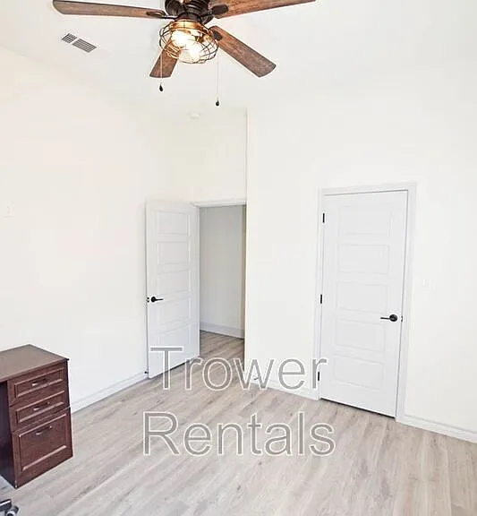 8650 Fortuna Ct — Photo 33