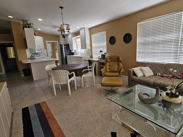 7960 SE Peppercorn Ct — Photo 9