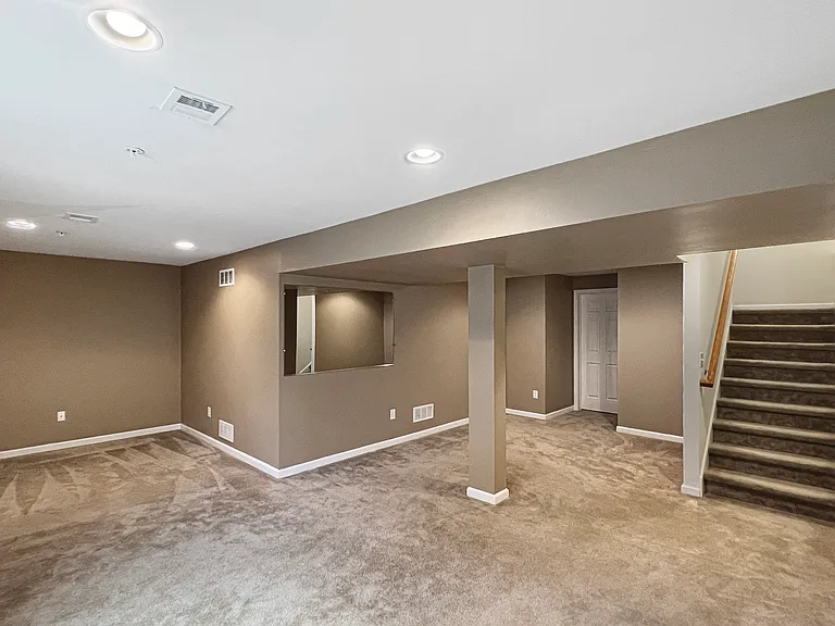 280 Milkweed Dr — Photo 8