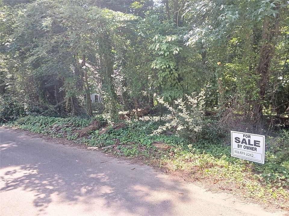 2nd image of 205 Woodglen Rd #76
