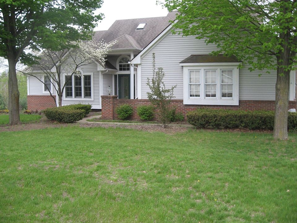 1st image of 10797 Fairlane Dr