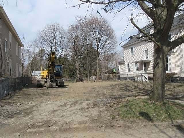 2nd image of 119-21 Borden Ave E