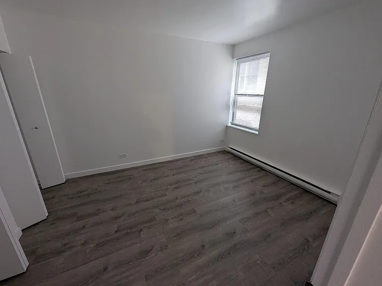 5726 N. Winthrop — Photo 38