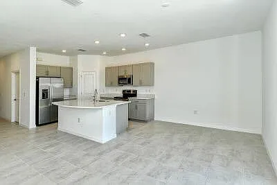 5712 Haven Ter — Photo 9
