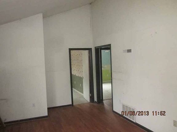 3rd image of 6282 Cedar Ln