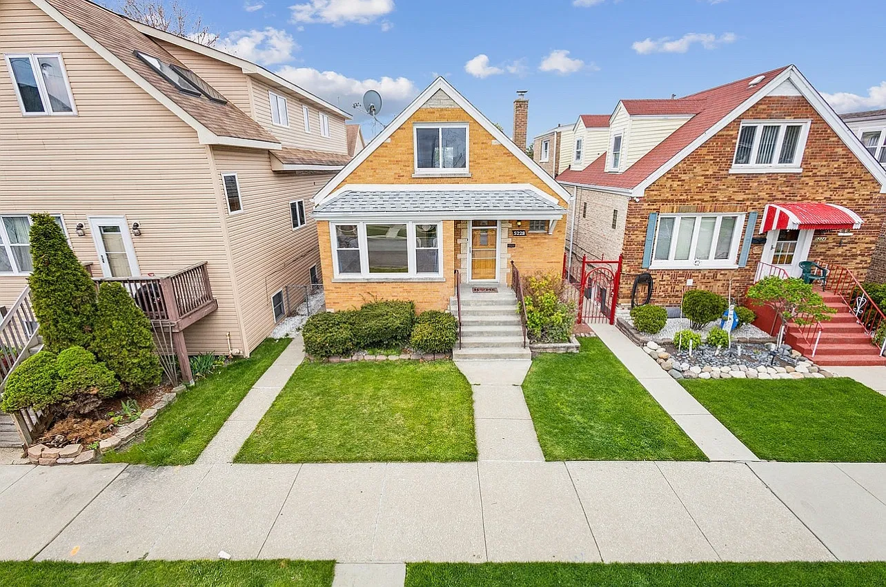 5228 S Lockwood Ave — Photo 2
