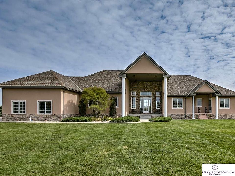 1st image of 1133 Ponderosa Dr