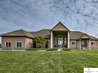 1133 Ponderosa Dr, Fremont, NE 68025