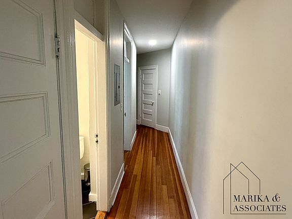 5th image of 112 Winthrop Rd APT 6
