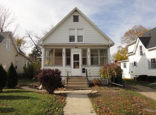 709 N 4th St, Dekalb, IL 60115