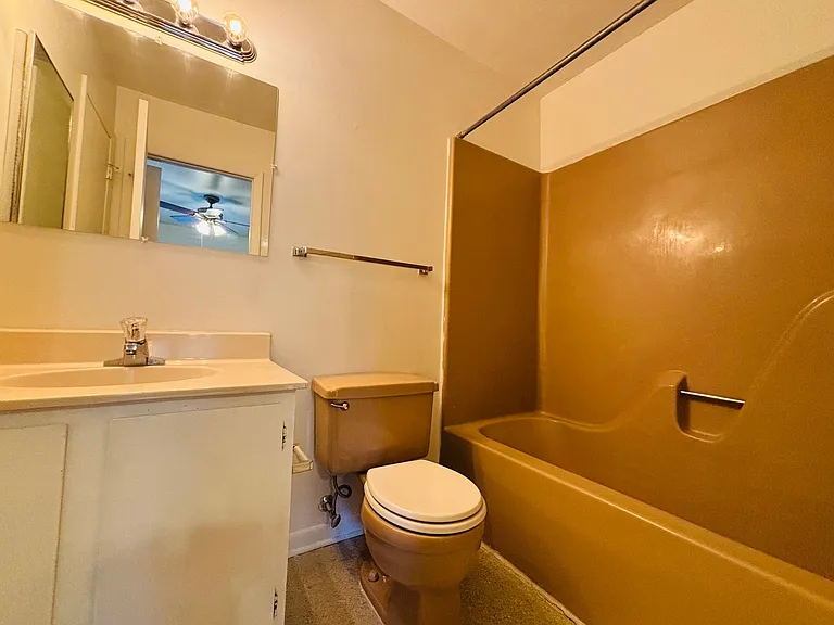 326 Shenandoah Cir — Photo 13