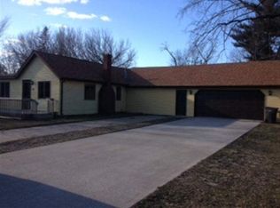 1906 Dover St, Elkhart, IN 46516